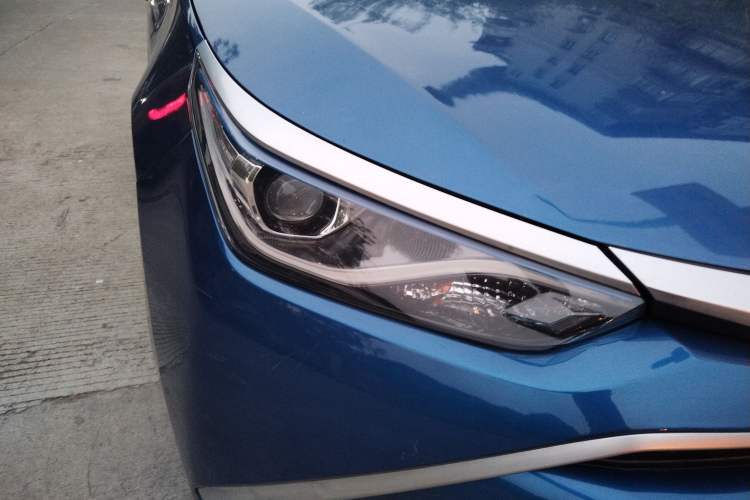 Used Toyota Levin 2016 Dual-Engine 1.8H GS-L E-CVT Leading Edition Right Front Headlight