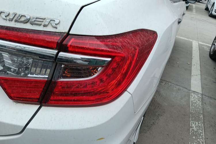 Used Honda Crider 2016 1.8L CVT Luxury Edition