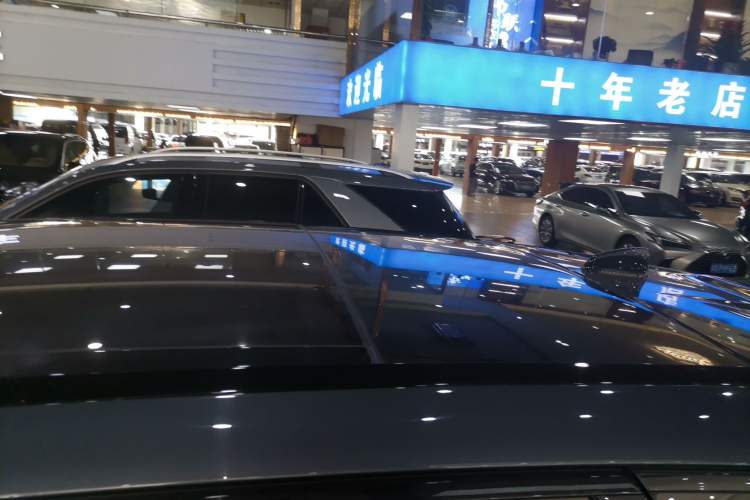 Used Land Rover Range Rover Velar 2024 Dynamic SE
