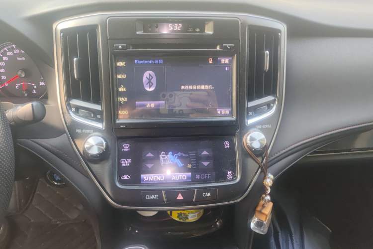 Used Toyota Crown 2015 2.0T Fashion Edition Audio And AC Panel