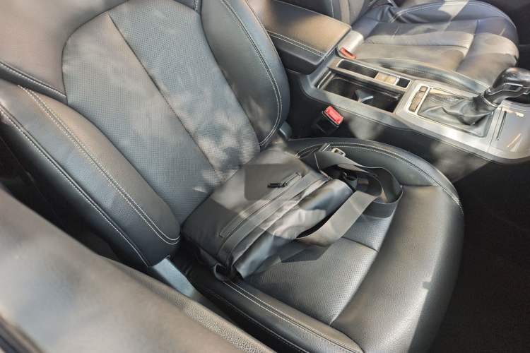 Used Roewe RX5 2016 20T Two-Wheel Drive Automatic Internet Smart Edition