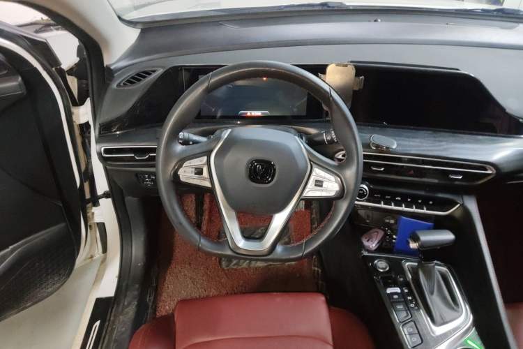 Used CHANGAN Eado 2020 PLUS Blue Whale NE 1.4T GDI DCT Flagship Model Steering Wheel