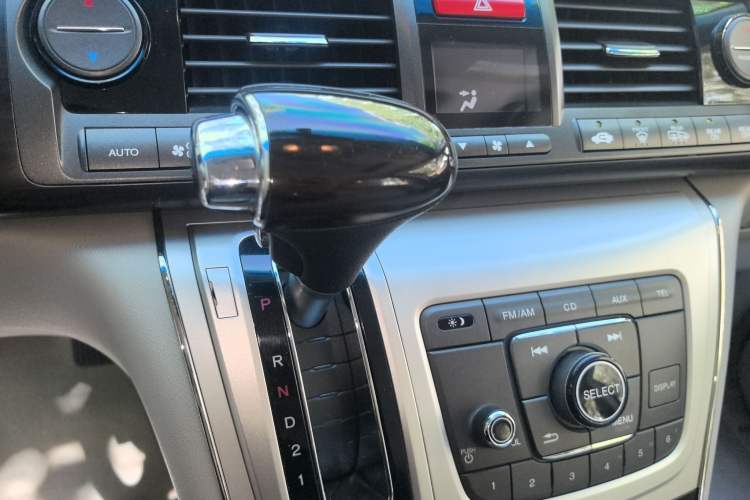 Used Honda Elysion 2015 2.4L VTi-S Prestige Edition