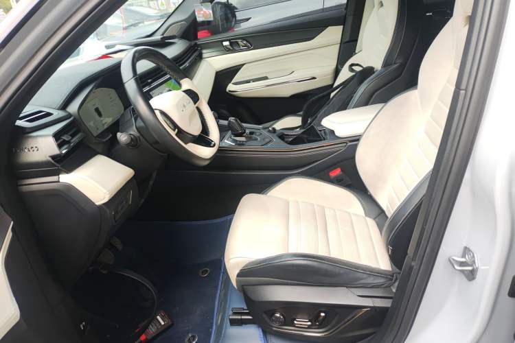 Used Lynk & Co 01 2023 1.5TD EM-F Dawn