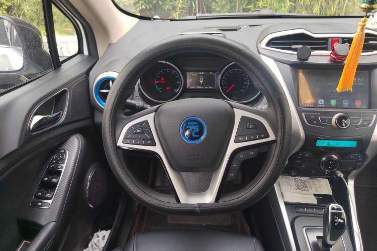 Used BYD Yuan New Energy 2019 EV360 Smart Connect Leading Model Steering Wheel