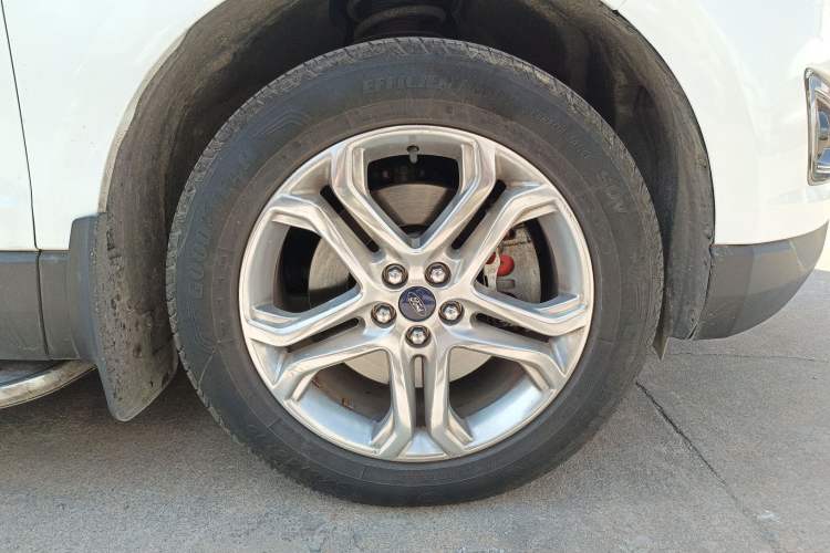 Used Ford Edge 2016 EcoBoost 245 Two-Wheel-Drive Titanium 7-Seater
