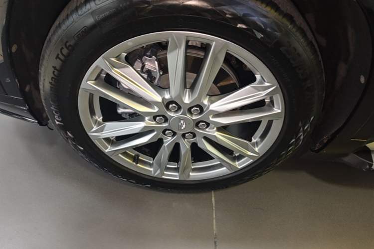 Used Cadillac XT6 2022 2.0T 7-Seater Two-Wheel Drive Luxury Version