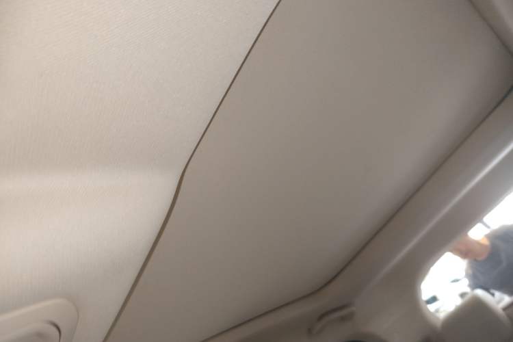 Used ORA Good Cat 2023 401 km Standard Range Premium Version Lithium Iron Phosphate
