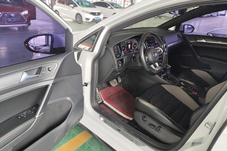 Used Volkswagen Golf 2019 280TSI DSG R-Line China VI Standard