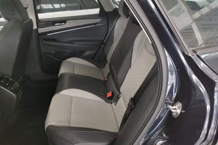 Used Volkswagen ID.7 VIZZION 2024 AIR model
