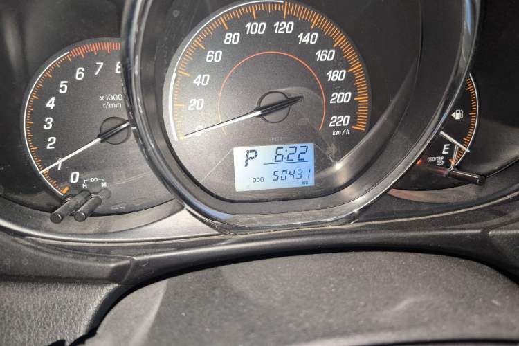 Used Toyota YARiS L Zhi Xiang 2021 1.5L CVT Leading Edition Odometer Close Up