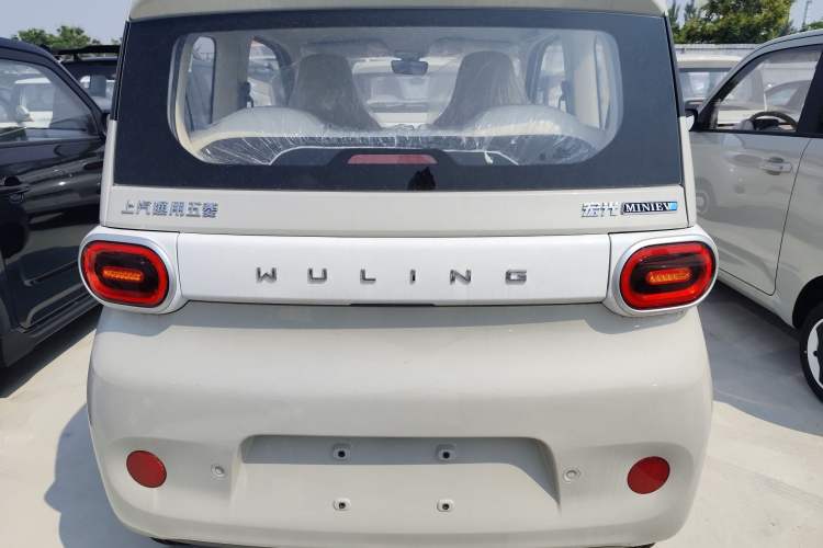 Used Wuling Hongguang MINIEV 2024 3rd Generation 215km Youth Edition