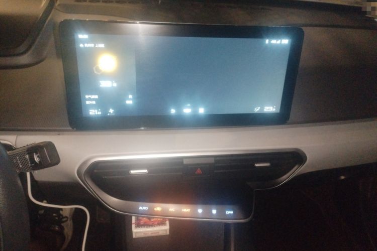 Used Geometry A 2022 Pro 430KM Commuter Edition Audio And AC Panel