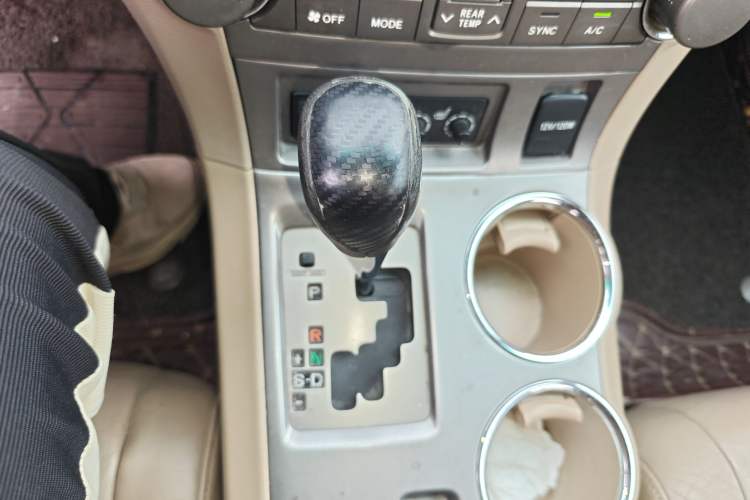 Used Toyota Highlander 2009 3.5L 4x4 7-Seater Luxury Edition Gear Lever