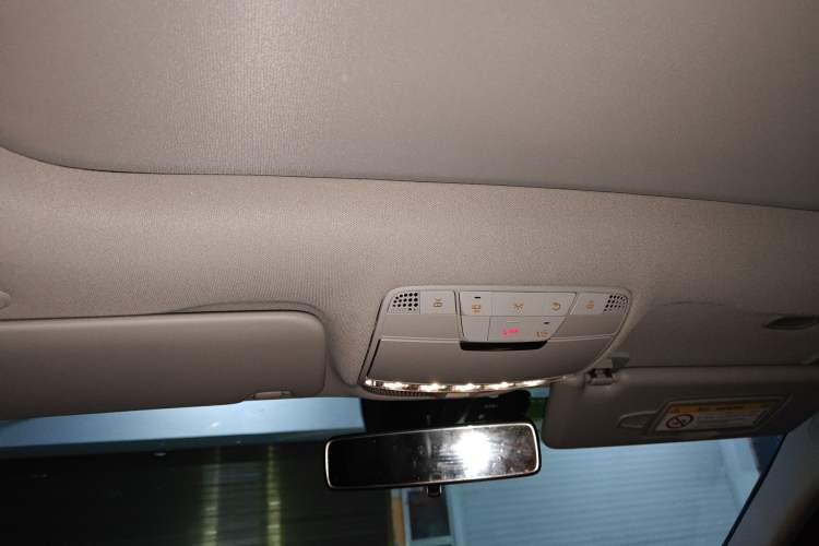 Used Mercedes-Benz C-Class 2021 C 200 L Fashion Edition Sport Version Headliner