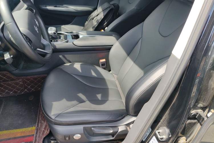 Used Hongqi E-QM5 2024 610 km PLUS