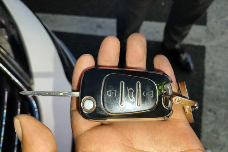 Used Kia Sportage R 2014 2.0L Automatic Two-Wheel Drive GL Vehicle Key