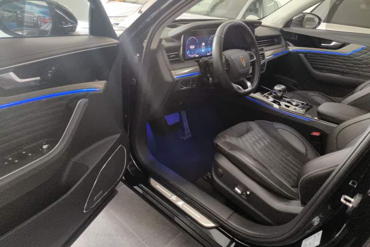 Used Hongqi HS5 2022 Revised Version 2.0T Smart Connect Flagship Edition