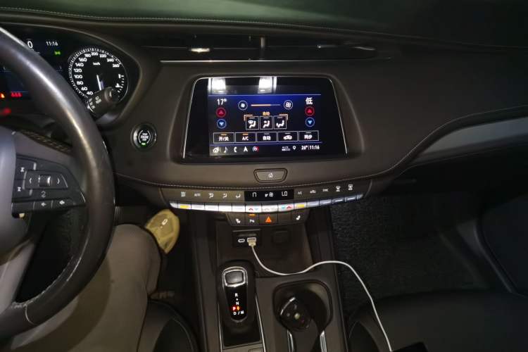 Used Cadillac XT4 2018 28T Two-Wheel Drive Leading Version