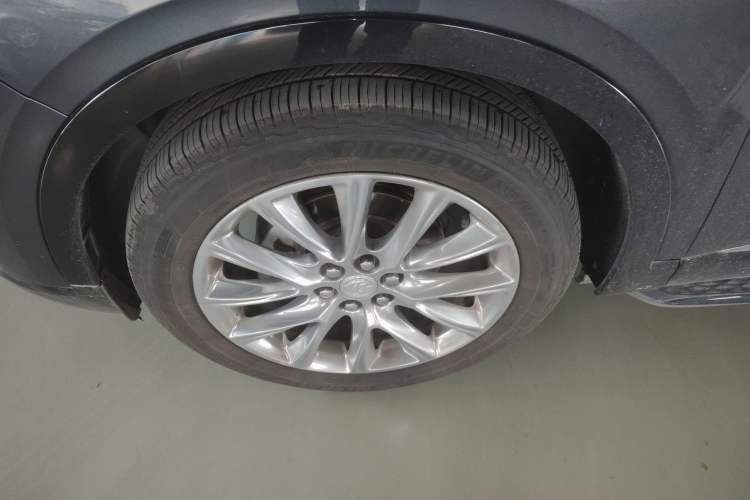 Used Buick Enclave 2020 28T Four-Wheel Drive Flagship Version Left Front Wheel Hub