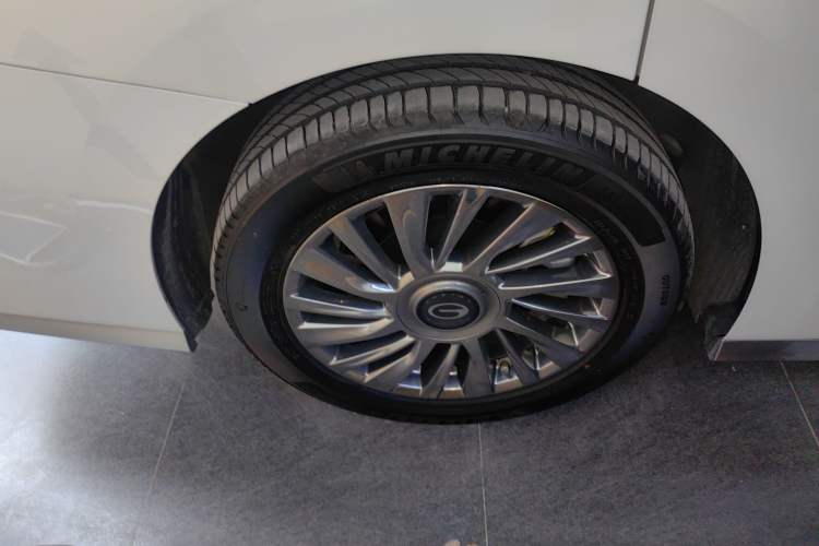 Used GAC Trumpchi M8 2023 Zongshi Series 400T Flagship Edition Exterior 8