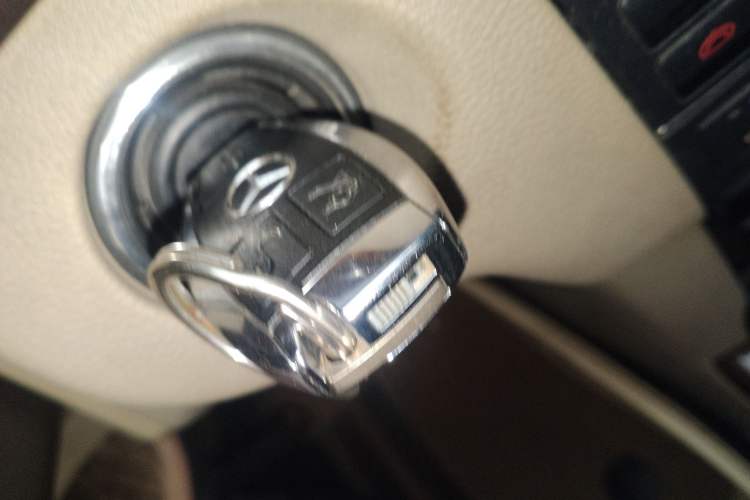 Used Mercedes-Benz E-Class 2010 E 260 L CGI Elegant Model