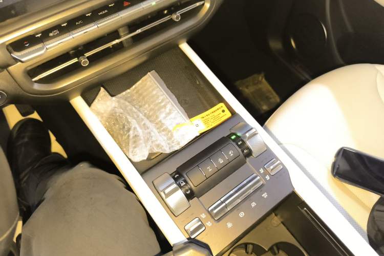 Used Tank 300 New Energy 2025 Hi4-T