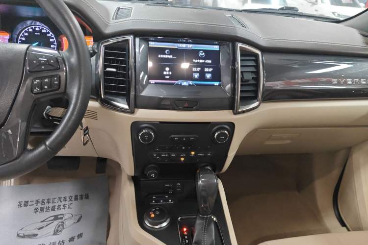 Used Ford Everest 2016 2.0T Gasoline Automatic 4x4 Flagship Edition
