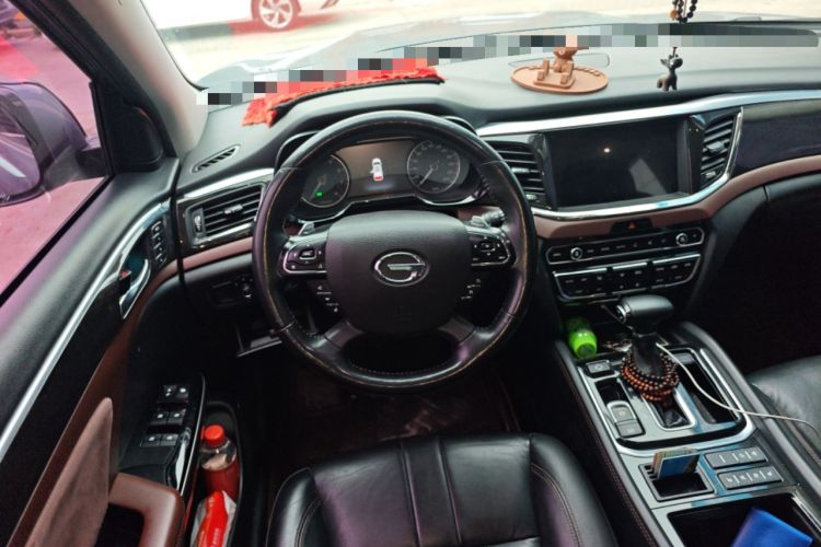 Used GAC Trumpchi GS8 2017 320T Two-Wheel Drive Luxury Smart Connectivity Version (7 Seats) Steering Wheel