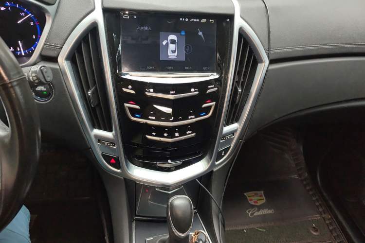 Used Cadillac SRX 2014 3.0L Comfort Model
