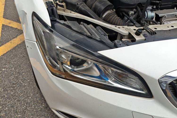 Used Buick Verano 2015 Sedan 20T Dual-Clutch Leading Model
