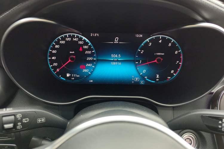 Used Mercedes-Benz GLC 2021 GLC 260 L 4MATIC Luxury Model Odometer Close Up