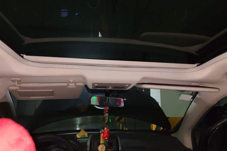 Used Renault Koleos 2014 Revised Version 2.0L Two-Wheel Drive Fashion Edition