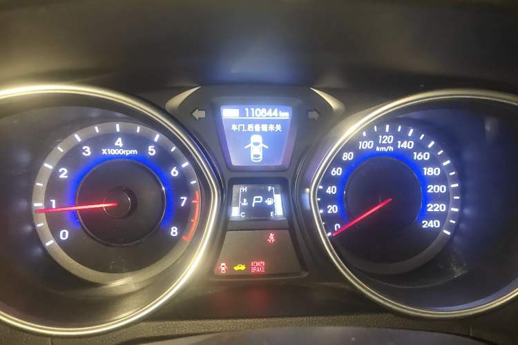 Used Hyundai Elantra (5th Generation / Langdong) 2013 1.6L Automatic Leading Model Instrument Cluster