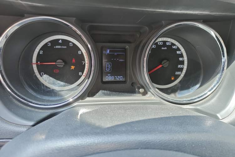 Used Dongfeng Aeolus A60 2016 1.5L Manual Luxury Version Odometer Close Up