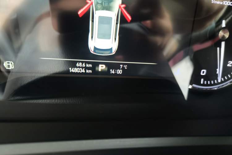 Used Roewe RX5 2016 30T Four-Wheel Drive Automatic Internet Smart Luxury Edition
