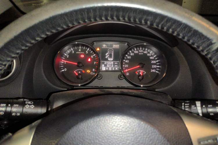 Used Nissan Qashqai 2012 2.0 XL Fire CVT 2WD
