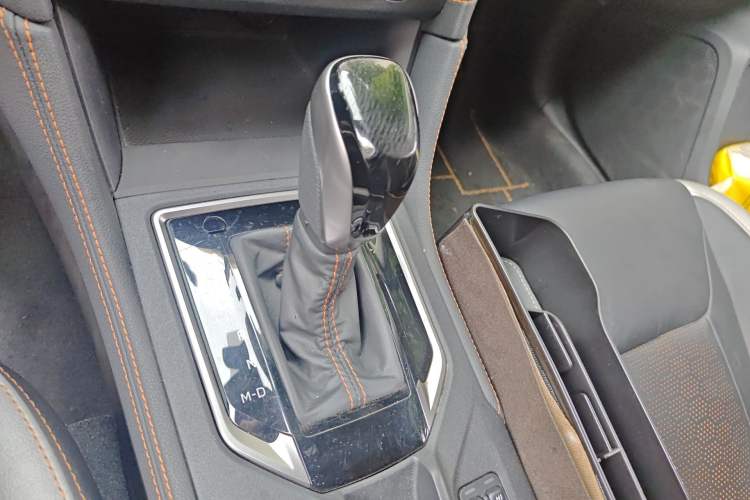 Used Subaru XV 2019 2.0i e-Boxer Flagship Edition EyeSight China V-standard Gear Lever