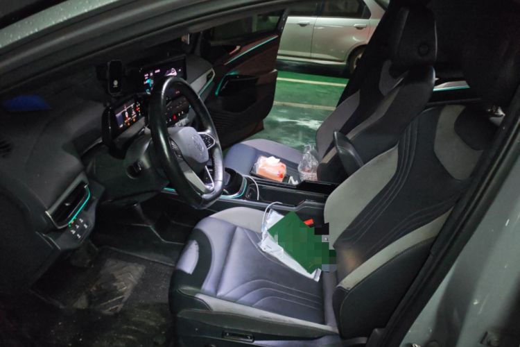 Used Volkswagen ID.4 CROZZ 2021 Long-Range PRO Two-Wheel Drive Version Left Front Seat