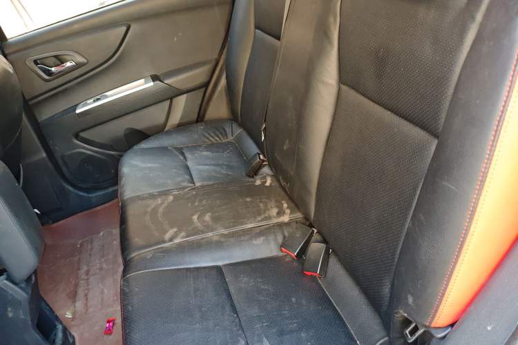 Used Dongfeng Aeolus AX3 2016 1.5L Manual Shangkue Model
