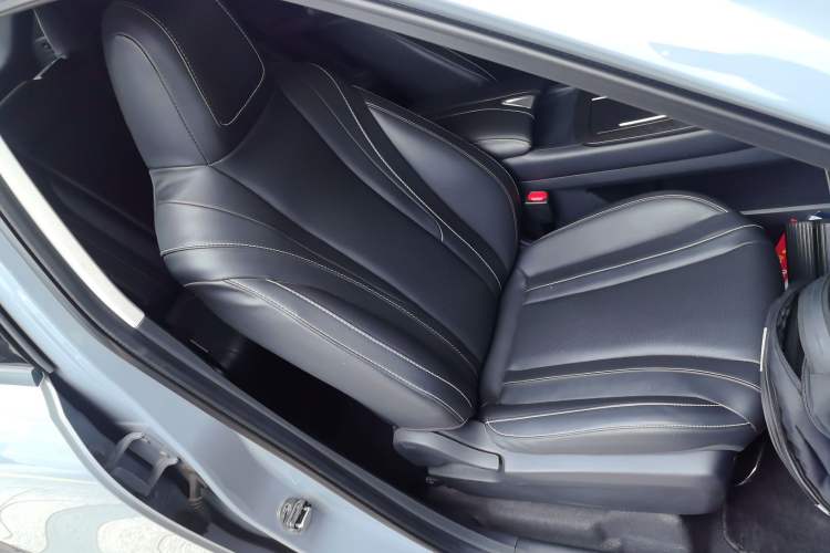 Used Venucia V 2021 260T Idol Edition