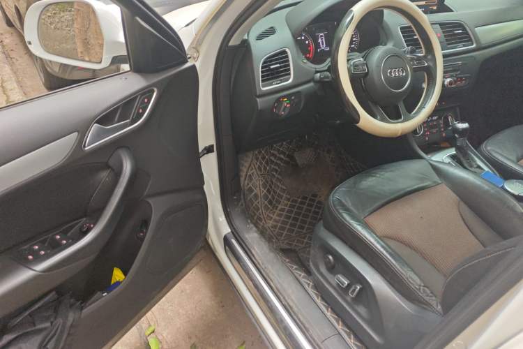 Used Audi Q3 2017 30 TFSI Fashion Model