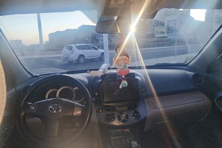 Used Toyota RAV4 2009 2.4L Automatic Luxury Edition