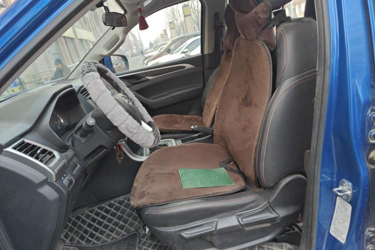 Used SAIC MAXUS T60 2017 2.0T Gasoline Automatic 4x4 High-Ride Elite Standard Cabin
