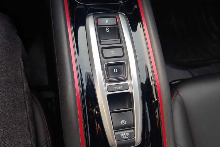 Used Everus VE-1 2021 S Pirelli Edition
