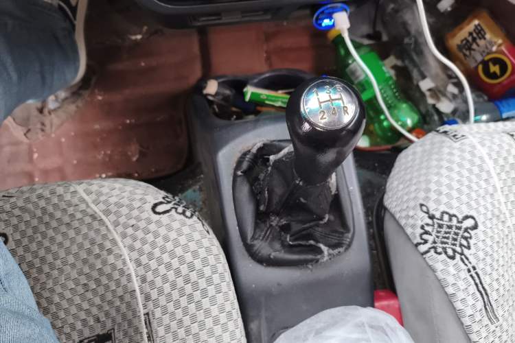 Used Jinbei Hiace X30 2020 1.5L Super-Comfortable Version China VI Standard SWC15M Gear Lever