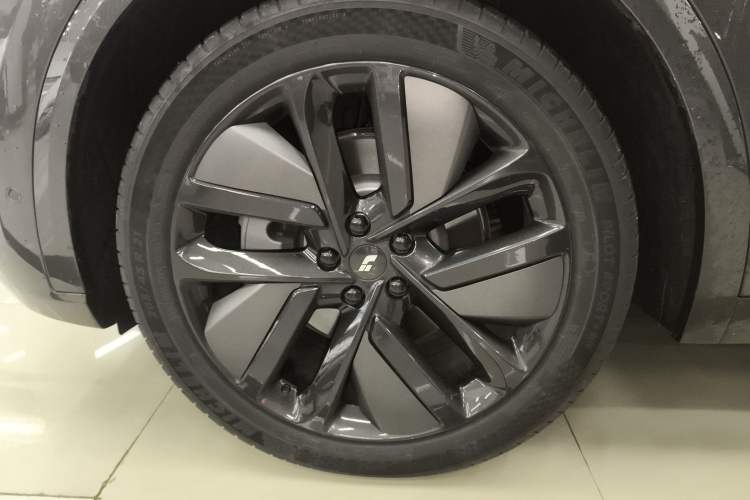 Used Li Auto L9 2023 Pro Model
