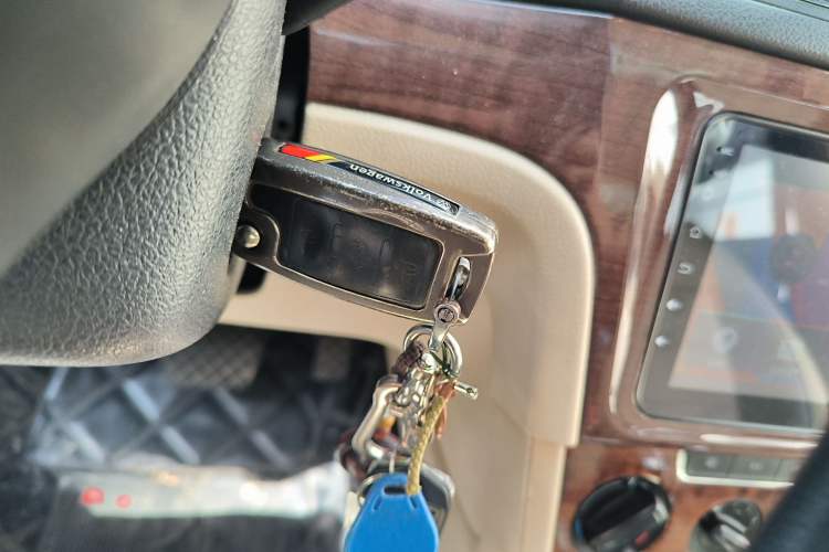 Used Volkswagen Lavida 2013 Restyled Classic 1.6L Automatic Comfort Edition Vehicle Key