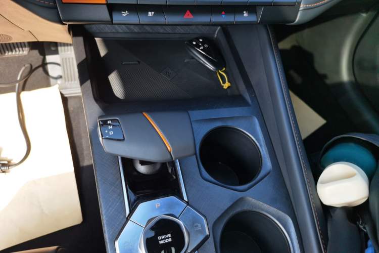 Used Changan UNI-V 2024 1.5T Prestige Edition