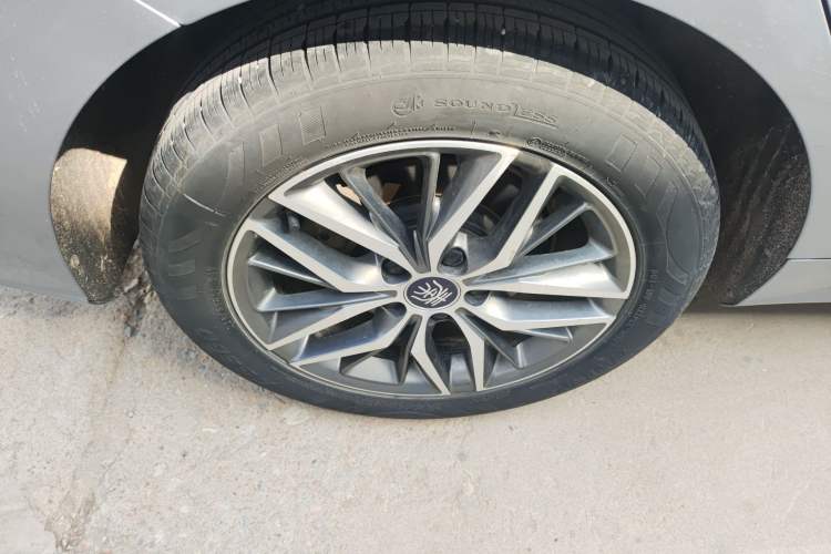 Used BYD Qin PLUS 2021 DM-i 55KM Flagship Model
